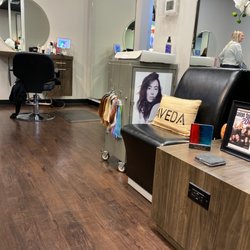 Joli Salon & Day Spa