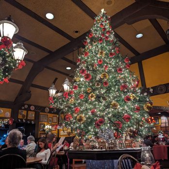Gulliver's Restaurant - The holiday decor can't be beat! - American Near Me - Irvine, California