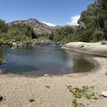 Rio Sierra River Resort - Resorts Near Me - Three Rivers, California