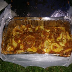Pizza In - Tortellini Bolognese (zum mitnehmen und im dunkelm vorm Zelt gefuddert, der Retter in der Not!)