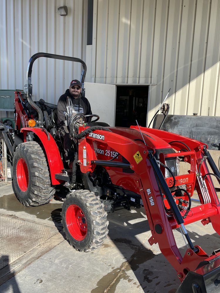 DAVE’S TRACTOR Updated August 2024 13 Reviews 24015 Blackberry