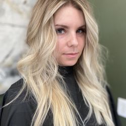 Hair By Lauren - Blonde blond