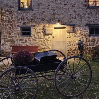 Gehlen Barn - a horse and buggy outside - Beer Bar Near Me - Saint Donatus, Iowa