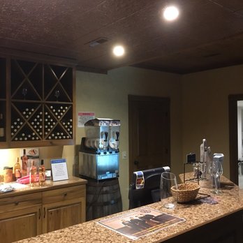 Natchez Hills Vineyard - Wineries Near Me - Hampshire, Tennessee