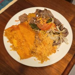 El Camino Nuevo - Ribeye dish to go - Okay but overall disappointing. Fresh flavors missing.