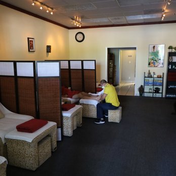 YIYI Foot Spa - Reflexology Near Me - Dallas, Texas