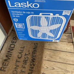 Walmart Supercenter - Fan