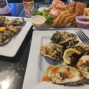 The Full Moon Oyster Bar - Char grilled Oysters, fish sandwich - Seafood Near Me - Jamestown, North Carolina