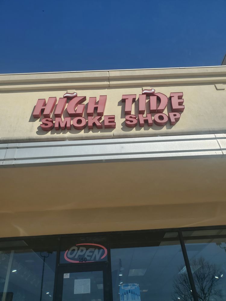 High Tide Smoke Shop Photos