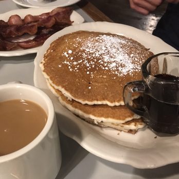 Maltby Cafe - Buttermilk pancakes and side of bacon - American Near Me - Snohomish, Washington Maltby Cafe - Buttermilk pancakes and side of bacon - American Near Me - Snohomish, Washington