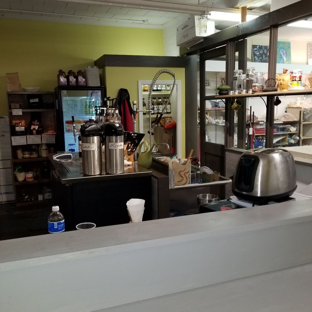 Olives Mud Puddle - counter top view - Coffee & Tea Near Me - Fort Mill, South Carolina