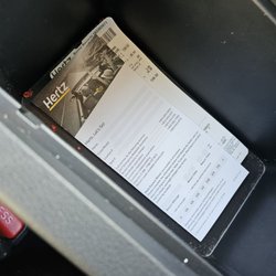 Hertz Rent A Car - Previous Renter's Personal Info