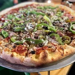 Shorty's Pizza Shack - Pizza was delicious!!