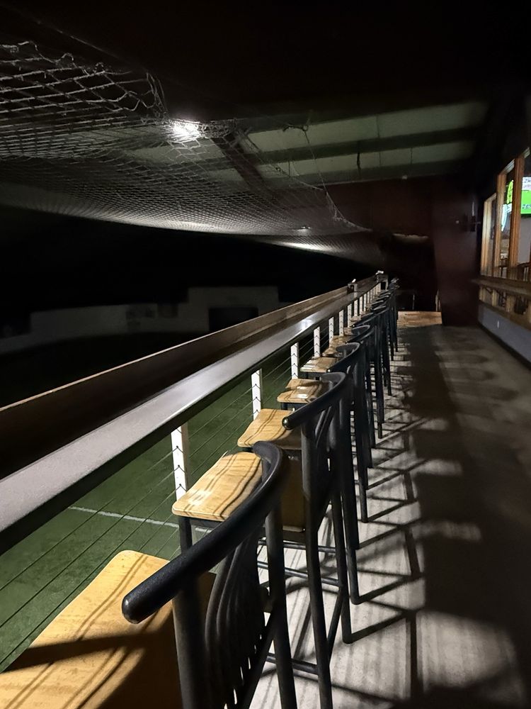 Social spots from Upper Deck Sports Pub