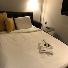 Pull out bed Pull out bed