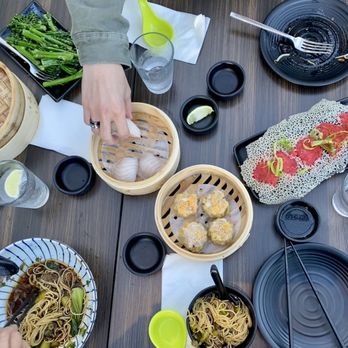 Dumpling Time - BROCCOLINI, HAR GOW, PORK & SHRIMP SIU MAI, CHICKEN GYOZA, BEEF NOODLE SOUP - Dim Sum Near Me - Palo Alto, California Dumpling Time - BROCCOLINI, HAR GOW, PORK & SHRIMP SIU MAI, CHICKEN GYOZA, BEEF NOODLE SOUP - Dim Sum Near Me - Palo Alto, California