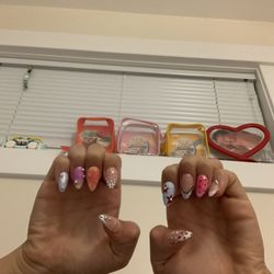 These are the nails that they did!! So amazing