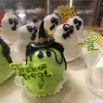 Community Bakery - Halloween treats! - Bakeries Near Me - Little Rock, Arkansas Community Bakery - Halloween treats! - Bakeries Near Me - Little Rock, Arkansas