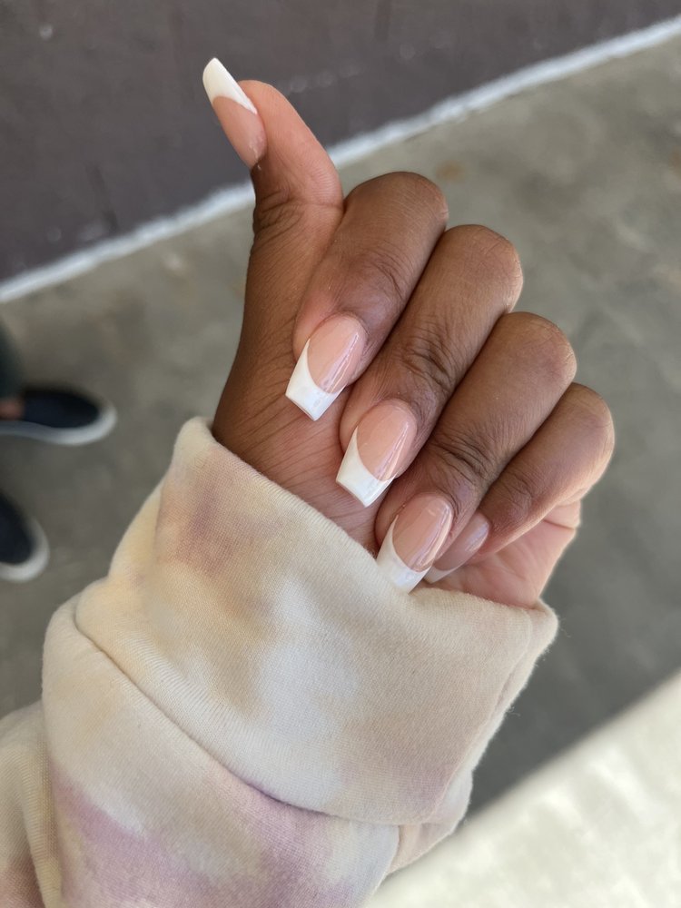 T & T NAILS Updated September 2024 39 Photos & 42 Reviews 947 N