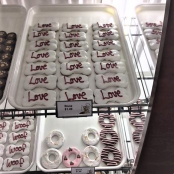 Maggie's Doghouse - It's all about love... and a few dog-friendly donuts. - Pet Stores Near Me - Hingham, Massachusetts Maggie's Doghouse - It's all about love... and a few dog-friendly donuts. - Pet Stores Near Me - Hingham, Massachusetts