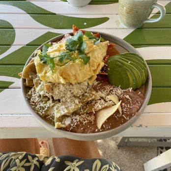 Billygan's - Order the chilaquiles with both sauces. SO GOOD! - Mexican Near Me - Cabo San Lucas, BCS