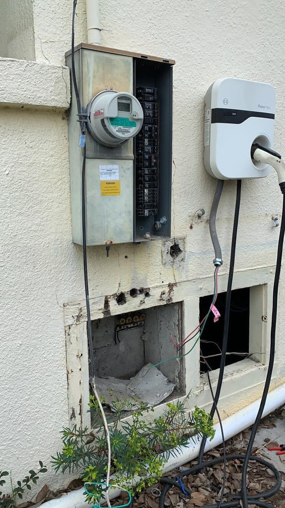Slide of LM Electrical Solutions