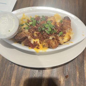 Willie's Restaurant and Bar - A side of potatoes - New American Near Me - Baton Rouge, Louisiana