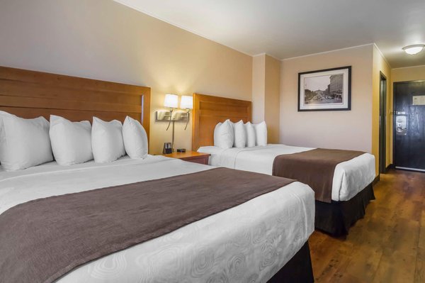 Quality Inn Suites Request A Quote 20 Photos Hotels 1715