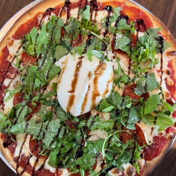 Aroma Italia - La Bomba Pizza Grande - Pizza Near Me - Honolulu, Hawaii