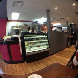 Elle's Bistro