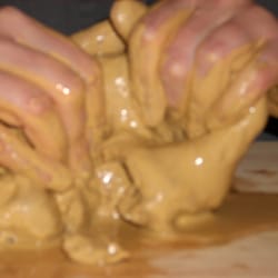 Praxis für kreatives Gestalten, Therapie und Supervision/ - Kunsttherapie mit Ton / Kreativpraxis-berlin.de, Regina Liedtke