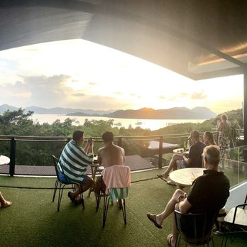 The Funny Lion Inn - Coron sunset. - Resorts Near Me - Coron, ABR
