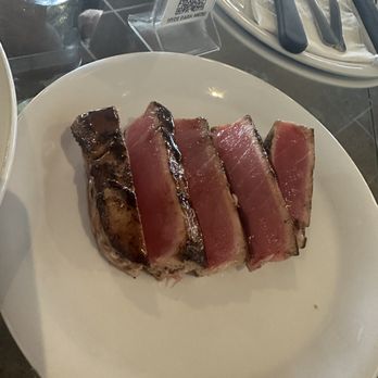 Hyde Park - Ahi tuna - Cocktail Bars Near Me - Webster, Texas