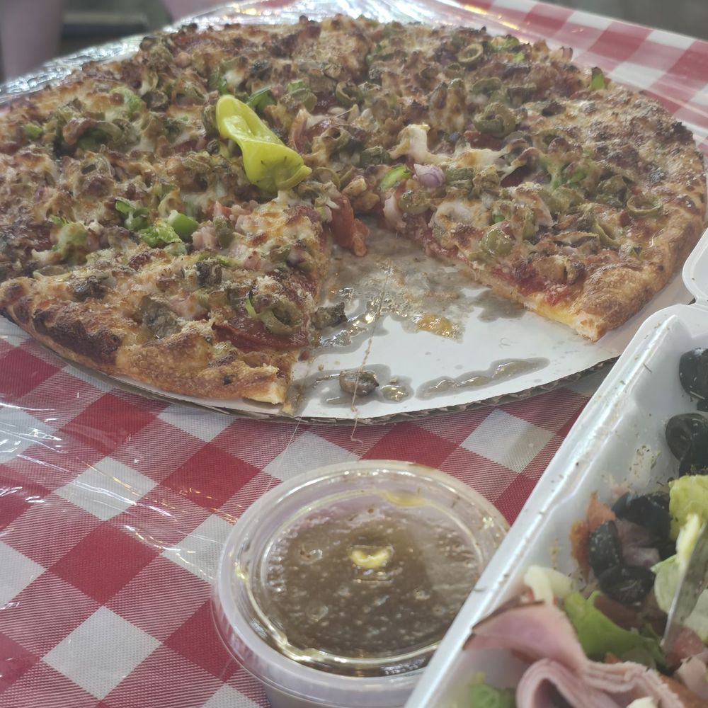Pizzano's Pizza - Deluxe Pizza - Pizza Near Me - Holmes Beach, Florida Pizzano's Pizza - Deluxe Pizza - Pizza Near Me - Holmes Beach, Florida