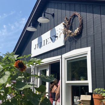 Julien's Farm Store - Breakfast & Brunch Near Me - Granby, Connecticut