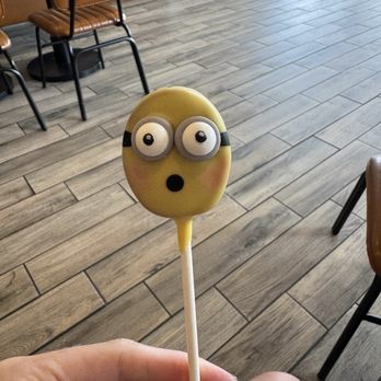 Fat Bee Cafe - Red velvet cake pop - Bubble Tea Near Me - Kansas City, Missouri