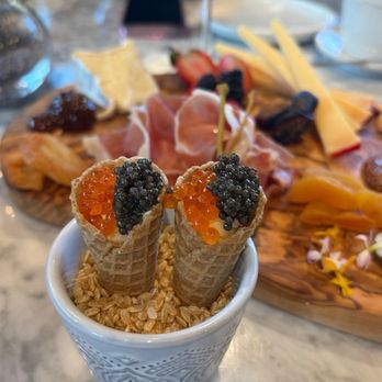 Wally's - New American Near Me - Malibu, California