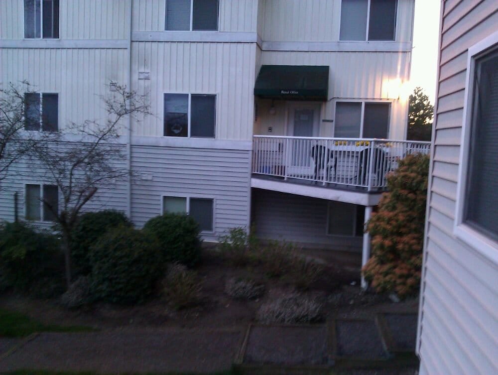 PYRAMID POINTE APARTMENTS Apartments 5709 S 152nd Pl, Tukwila, WA
