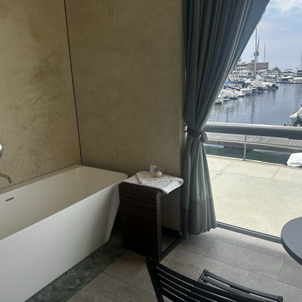Shade Hotel Redondo Beach - Outdoor tub - Hotels Near Me - Redondo Beach, California Shade Hotel Redondo Beach - Outdoor tub - Hotels Near Me - Redondo Beach, California