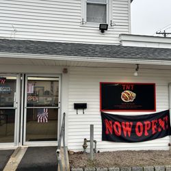 TNT Tacos - Entrance