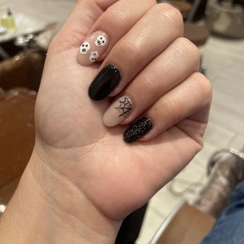 Luxe Nail & Spa - Halloween nails - Nail Salons Near Me - Dobbs Ferry, New York Luxe Nail & Spa - Halloween nails - Nail Salons Near Me - Dobbs Ferry, New York