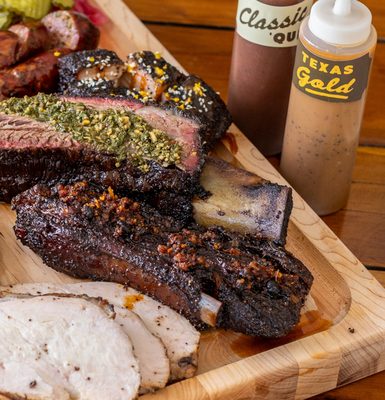 Waylon J’s barbeque by null