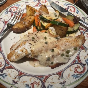 Divina Cucina - Orange roughy with vegetables - Italian Near Me - Montrose, California Divina Cucina - Orange roughy with vegetables - Italian Near Me - Montrose, California