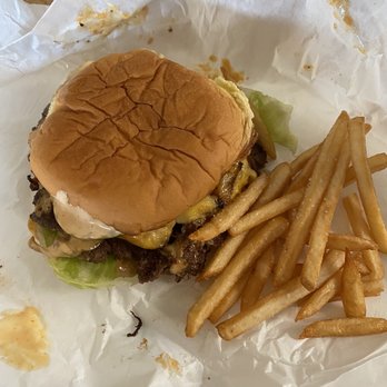 For The Win - Burgers Near Me - Glendale, California