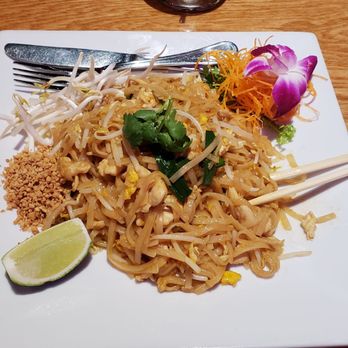 Komoon Thai Sushi Ceviche - Immokalee Rd - Pad Thai! Oh so yum! - Sushi Bars Near Me - Naples, Florida