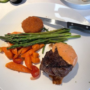 Bon Appetit - Filet mignon, Bon Appétit Waterfront Restaurant, Dunedin - New American Near Me - Dunedin, Florida