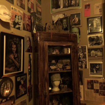 Munster Mansion - Munster Memorabilia - Haunted Houses Near Me - Waxahachie, Texas Munster Mansion - Munster Memorabilia - Haunted Houses Near Me - Waxahachie, Texas