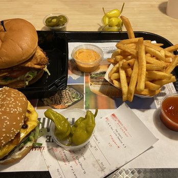Habit Burger & Grill - a tray of food - Burgers Near Me - Azusa, California Habit Burger & Grill - a tray of food - Burgers Near Me - Azusa, California