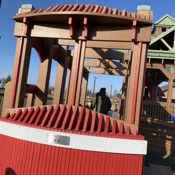 Kenosha Dream Playground - Parks Near Me - Kenosha, Wisconsin