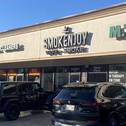 SmokEnjoy Smoke & Vape Shop - From the outside